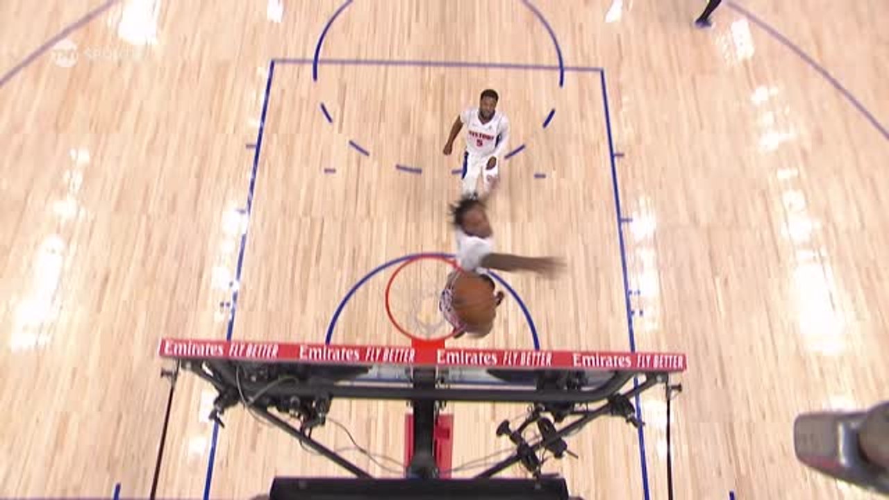 Ron Holland denies Mikal Bridges with stunning block