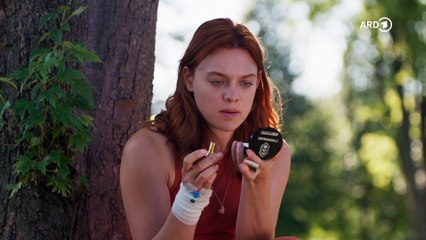 In aller Freundschaft - Die jungen Ärzte: Täuschung | Folge 418