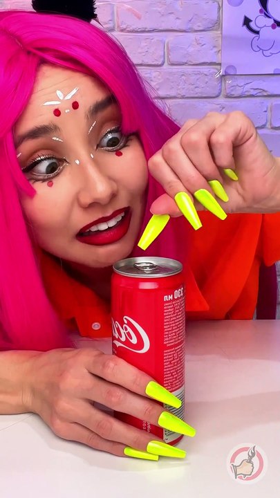 She Broke A Nail, But She Definitely Didn’t Regret It! 💅🏻 #diy