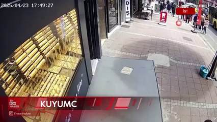 Gaziosmanpaşa'da deprem paniğiyle aşağı atlamak istedi