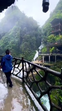 Majestic Nature Waterfalls 💧🌿 | Relaxing Sounds & Scenic View