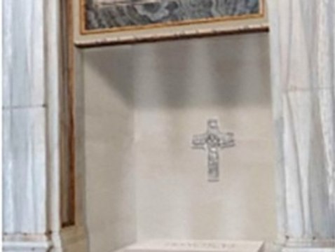 Ganz schlicht: So sieht das Grab von Papst Franziskus aus