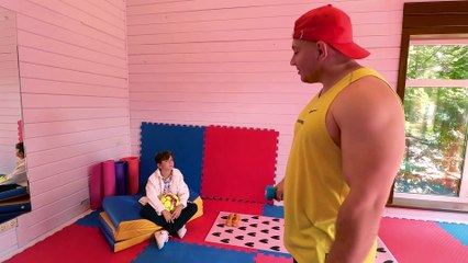 NOUVELLE FILLE sur le Campus ! Qui a un rendez-vous ? KiKiDo Campus France | Série 2