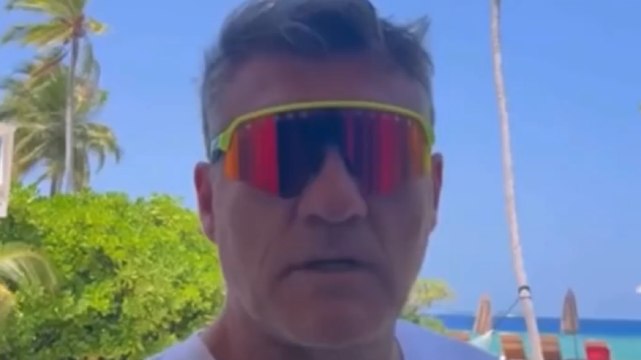 Bobo Vieri racconta cosa è successo alle Maldive: il video pubblicato sui social