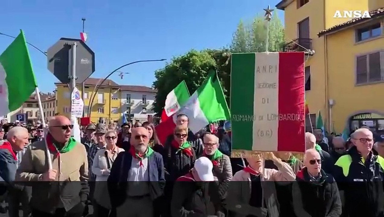 A Romano di Lombardia si canta "Bella ciao" nonostante il divieto