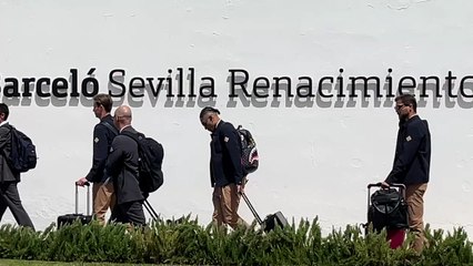 El Barça ya en Sevilla: Lamine sorprende con gorro en 30°C ☀️