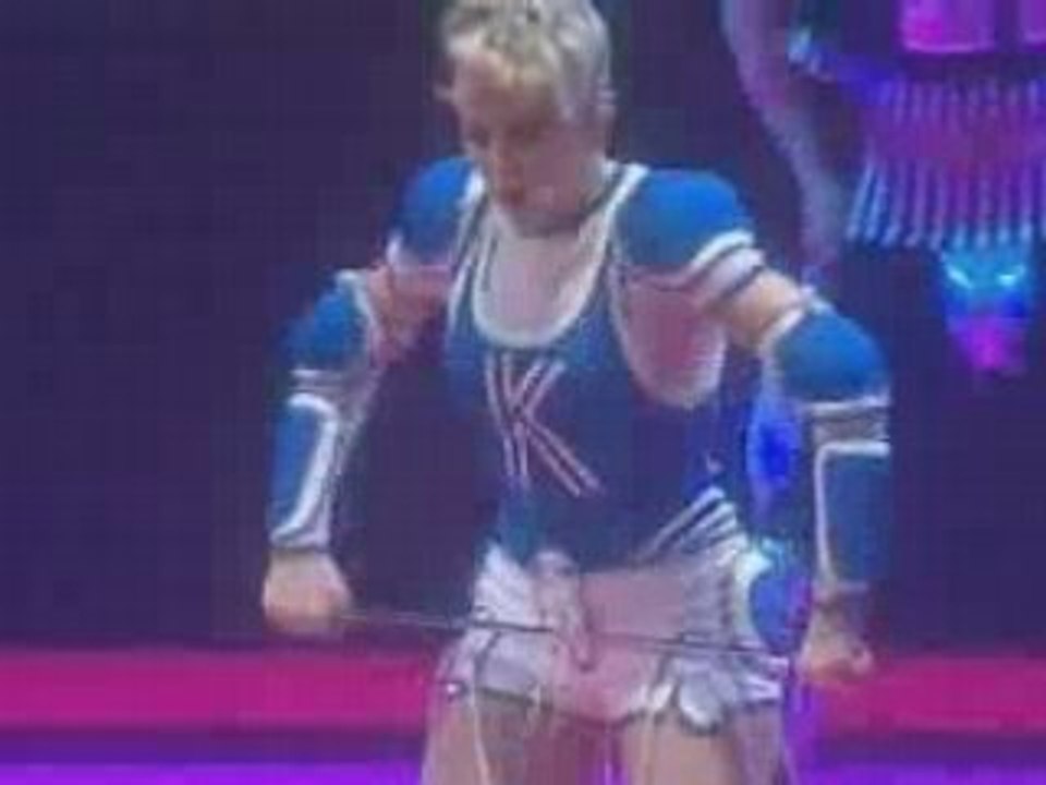 Kylie X Tour Paris HQ (update)