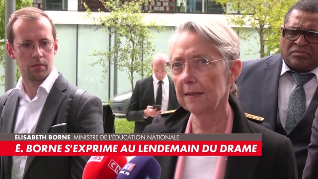 Elisabeth Borne : «empêcher les armes blanches dans les établissements scolaires est une priorité»