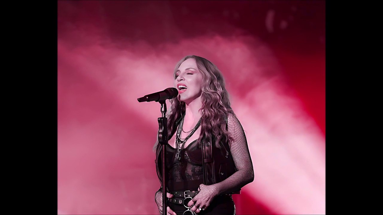 SERTAB ERENER AKAPELLA VUR YÜREĞİM