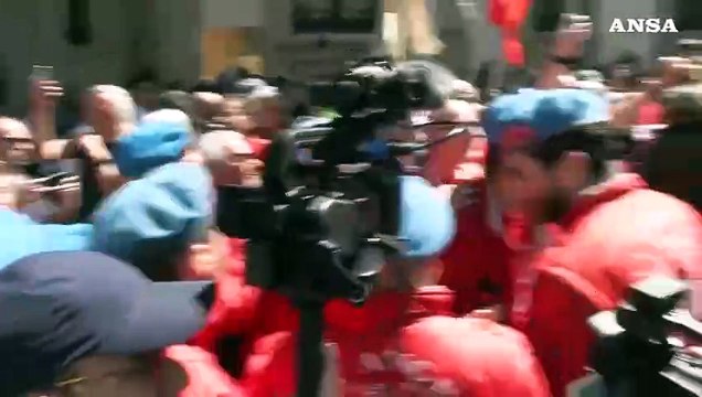 25 aprile, Milano: la Brigata ebraica contestata dai pro-Palestina