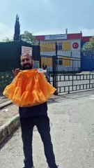 Açık - saçık okul kıyafeti veliyi isyan ettirdi!