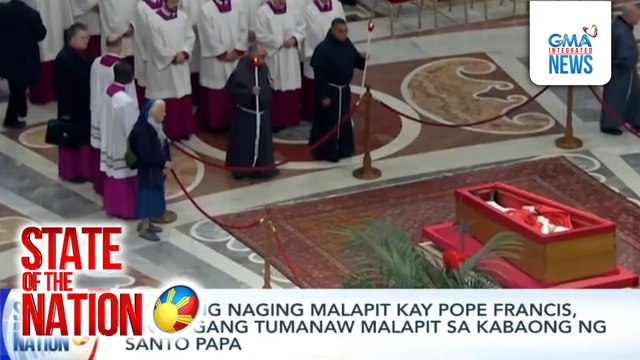 Madreng naging malapit kay Pope Francis, pinayagang tumanaw malapit sa kabaong ng Santo Papa | SONA
