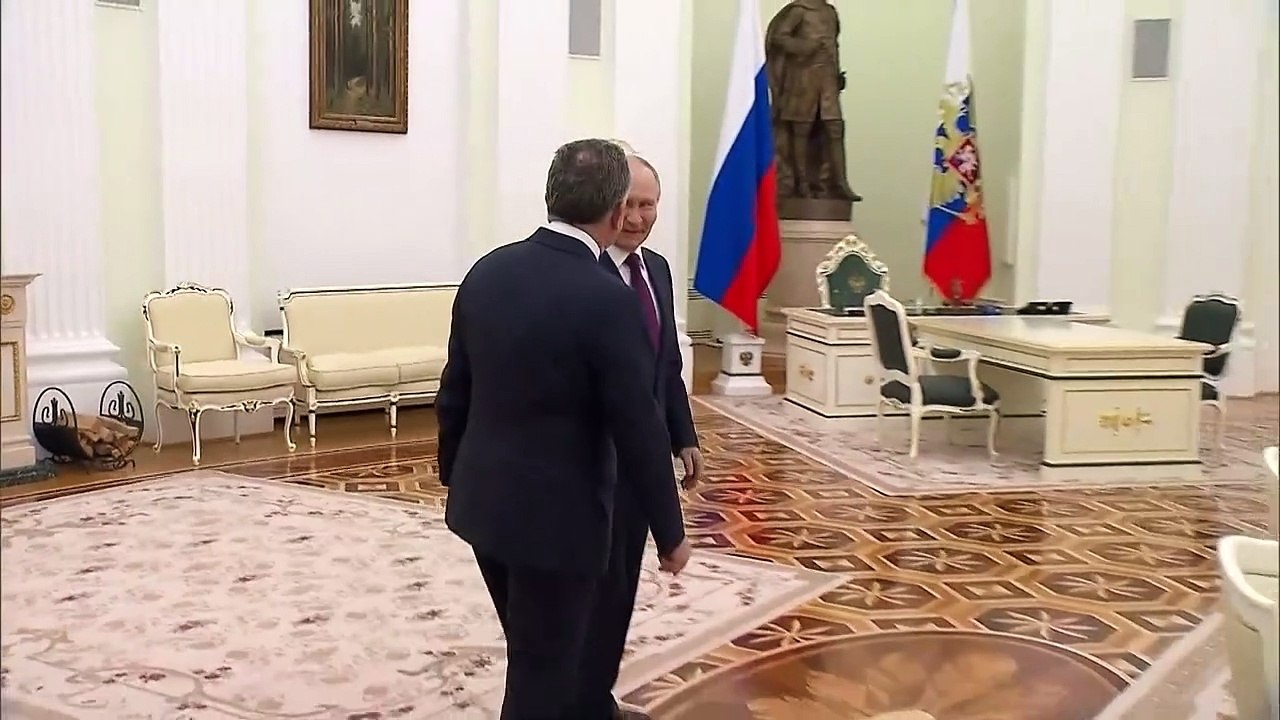 Putin recebe no Kremlin emissário americano para conversações sobre cessar-fogo na Ucrânia