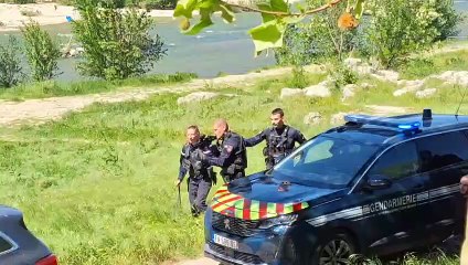 Les gendarmes du PSIG et de la brigade cynophile de Nîmes en démonstration au Forum des métiers  de la sécurité au Pont du Gard