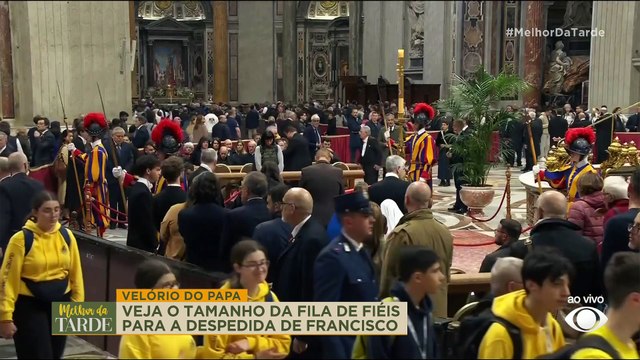 Velório do papa Francisco: fiéis enfrentam horas de fila para a despedida | Melhor da Tarde