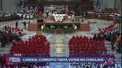 Cardeal corrupto tenta votar no conclave