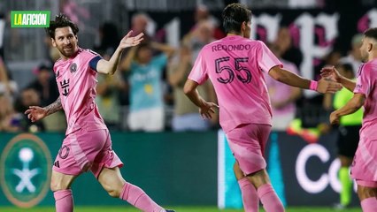 Aficionado se burló de Messi tras la derrota con una playera de Cristiano y así reaccionó