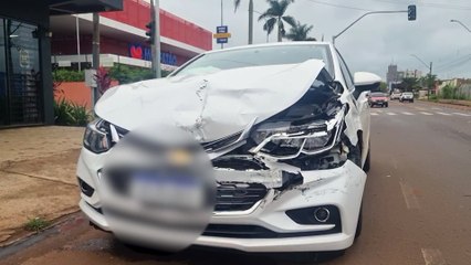 Acidente de trânsito é registrado na Avenida Tito Muffato