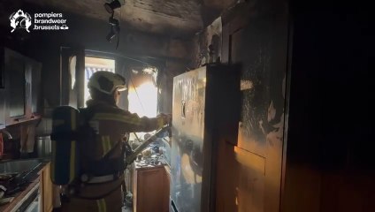 Bruxelles : deux personnes transférées à l’hôpital après un incendie