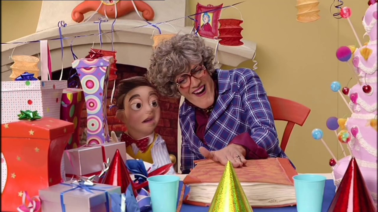 LazyTown - Miss Roberta