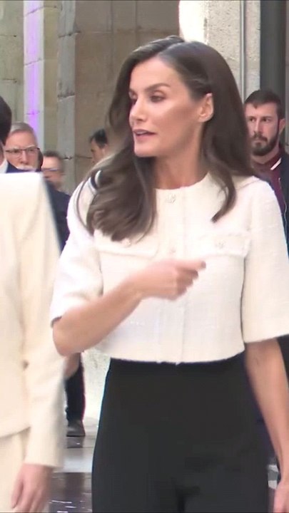 Queen Letizia is not just a queen; she's a fashion icon! Dive into her stunning style that leaves everyone in awe.#QueenLetizia #SpanishRoyalFamily #RoyalStyle #LetiziaOrtiz #QueenLetiziaFashion