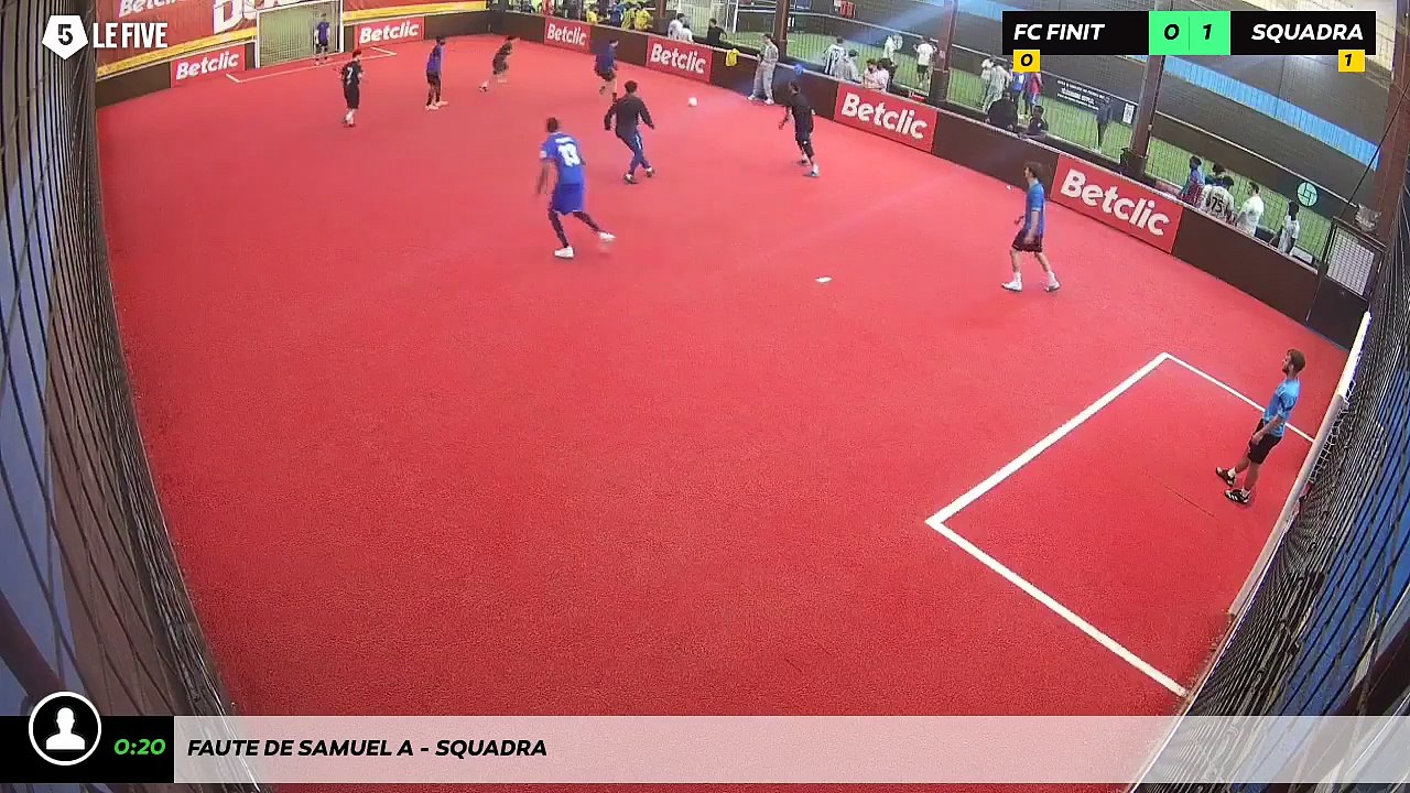 Faute de Samuel A - Squadra