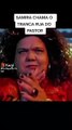 Samira chama tranca rua do Pastor