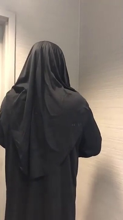 She who is She? Horror Clips