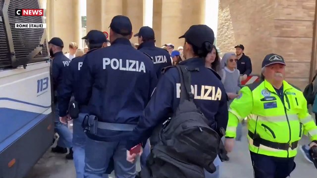 Découvrez l'important dispositif de sécurité pour les funérailles du Pape : Avions de chasses prêts à décoller en cas d'urgence, hélicoptères de la police nationale, centaines de membres des forces de l'ordre...