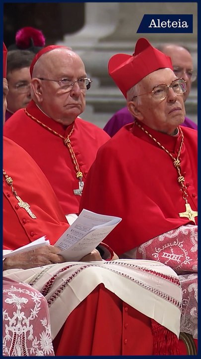 Le cercueil du pape François a été refermé