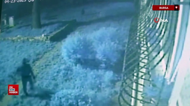 Bursa'da gece ev soyan sakar hırsız, olay yerinde telefonunu düşürdü