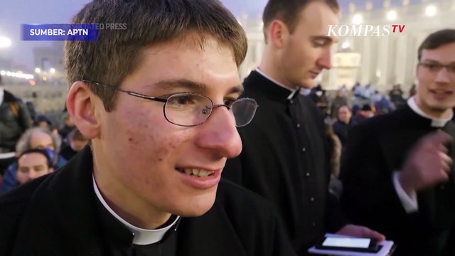 ARSIP KOMPASTV - Paus Fransiskus Pimpin Misa Pemakaman Paus Benediktus XVI