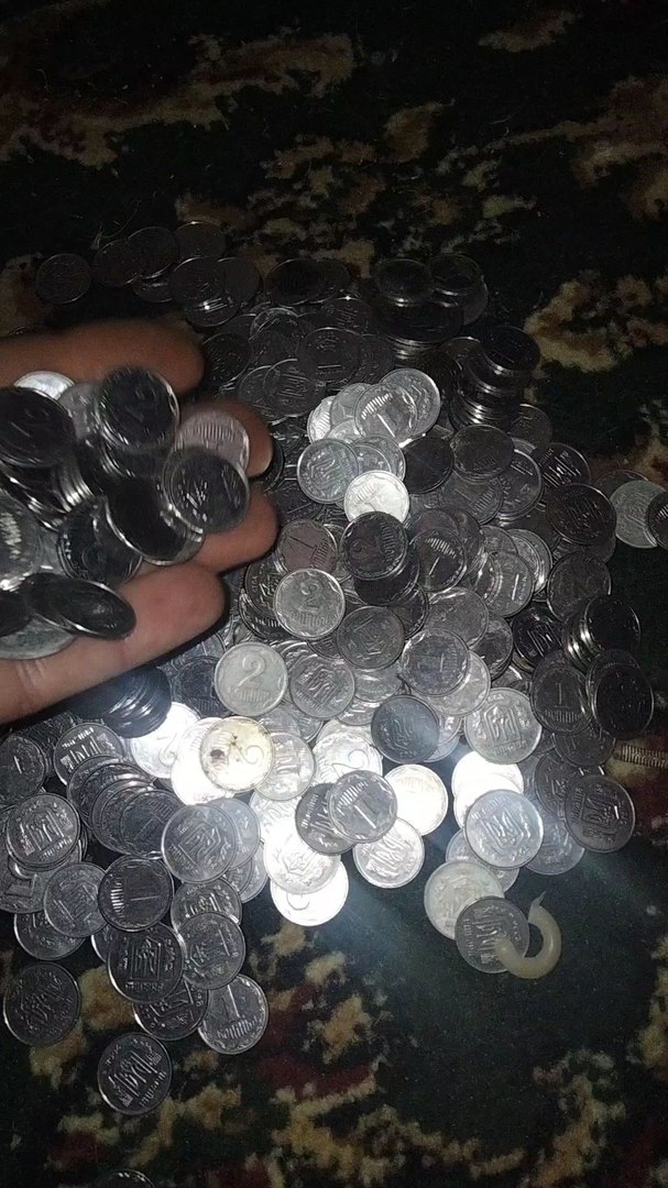⁣metal money
