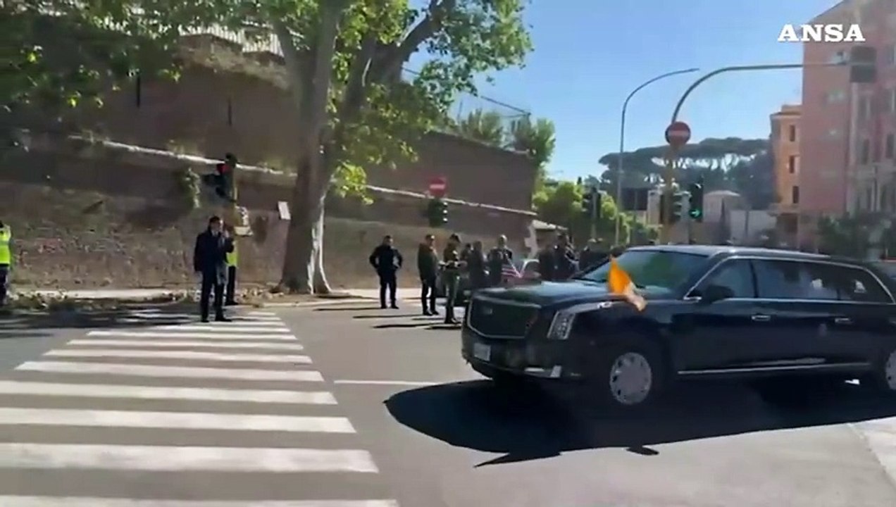 Trump arriva a San Pietro per i funerali di Papa Francesco