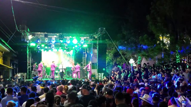 Marito Rivera y su Grupo Bravo - Con Zapatos de Tacon (In Live) Carnaval de Cierre San Alejo 2025