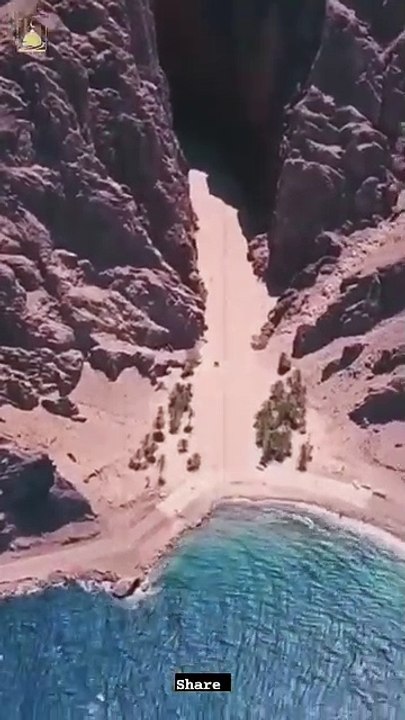 Place where Prophet Moses led the Israelites across the sea.