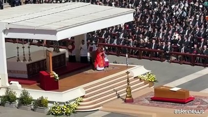 Funerali Papa, card. Re: ha realmente condiviso le nostre sofferenze