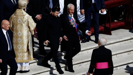 Zelenski en el funeral del Papa Francisco