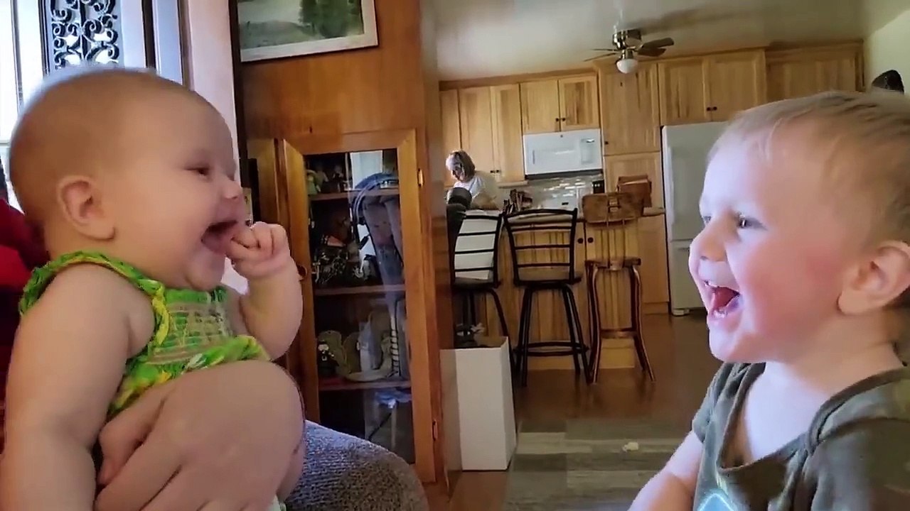 Funniest Baby Videos of the Week - Try Not To Laugh
