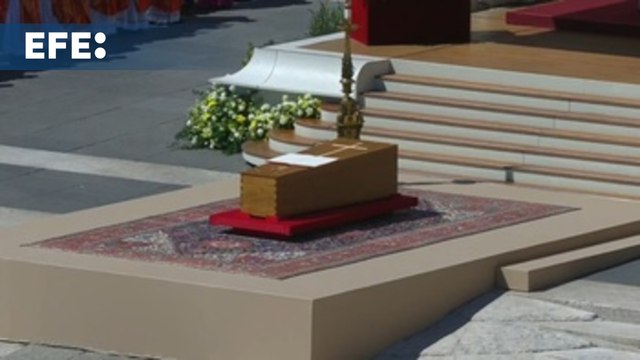 Unos 250.000 fieles asisten al funeral del papa Francisco