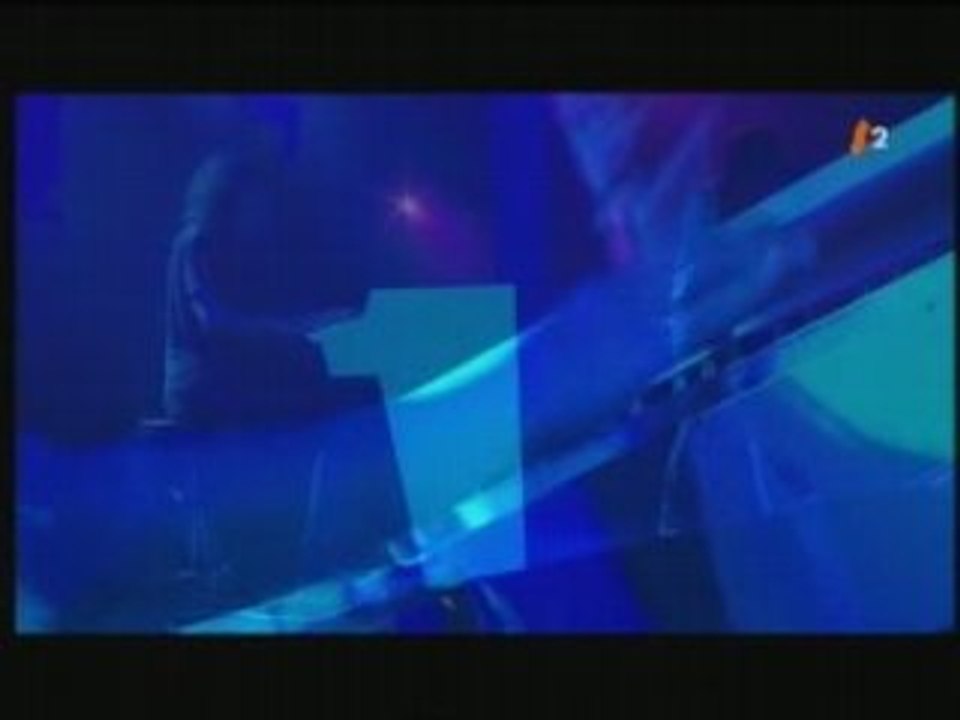 The Strokes 10 "Ask Me Anything" live Montreux Jazz Festival