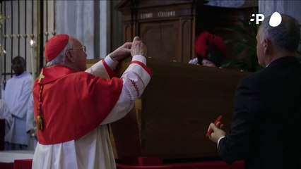 Papa Francisco descansa em sua última morada
