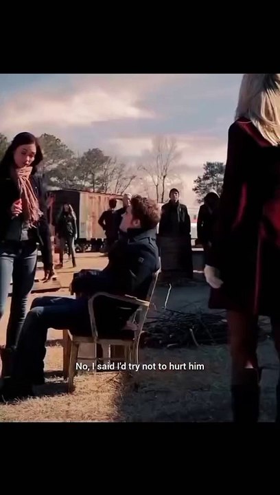 Setfan and Caroline looks good | The Vampire Diaries