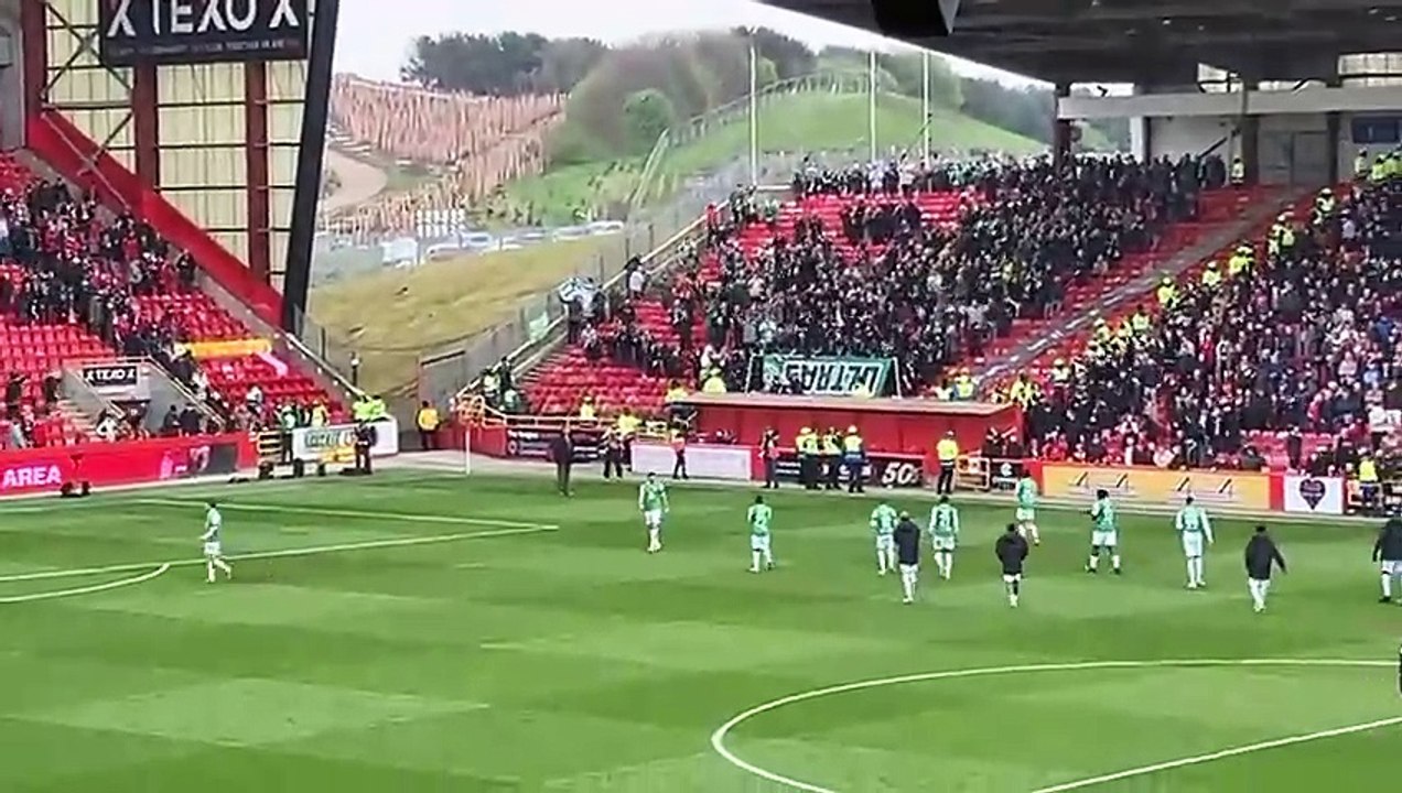 Hibs fans applaud players after PIttodrie loss