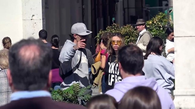 El tenso momento entre Alejandra Rubio y Carlo Costanzia en Valladolid ante el estreno de Terelu Campos en el teatro