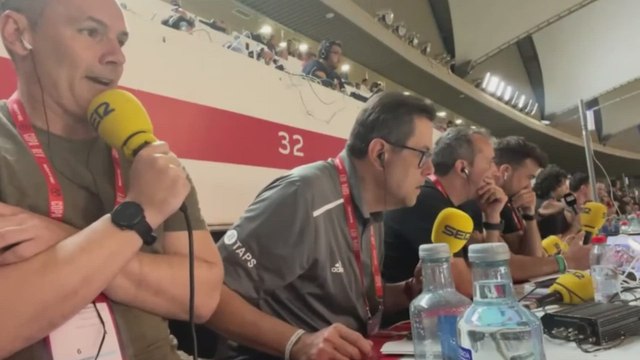 La locura absoluta de Roncero con el golazo de falta de Mbappé