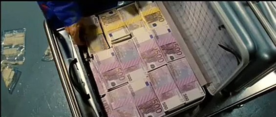 Le vilain : Instantanés | movie | 2010 | Official Clip