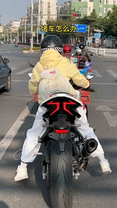 Who says you can't ride a bike if you have shor...