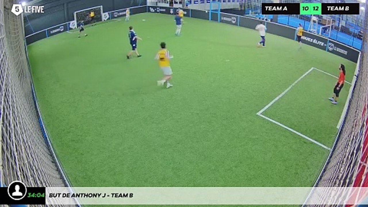 But de Anthony J - Team B