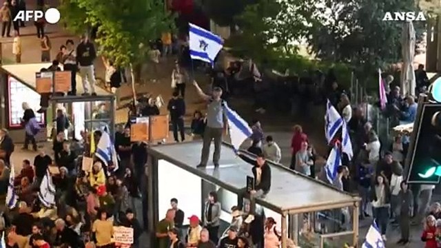 Tel Aviv, nuova manifestazione per chiedere un accordo sugli ostaggi